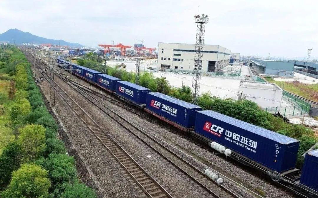 敦豪和德迅将暂停收货，中欧班列或因欧洲制裁被停止？